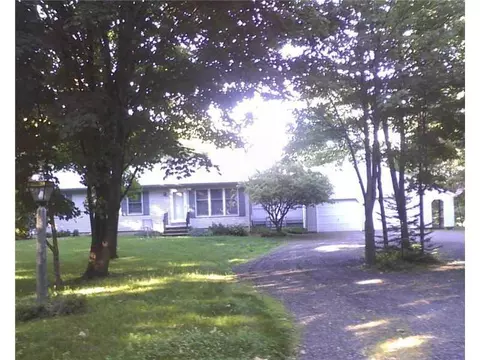 620 River Rd, Buxton, ME 04093 photo 1