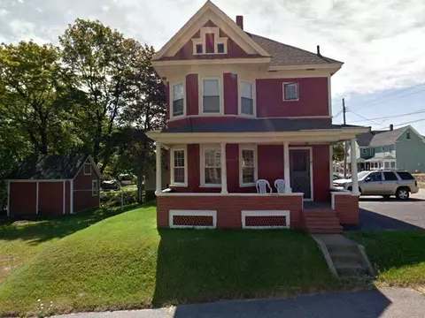 48 Poplar St, Millinocket, ME 04462 photo 1