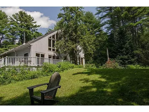 89 Main St, Buxton, ME 04093 photo 1
