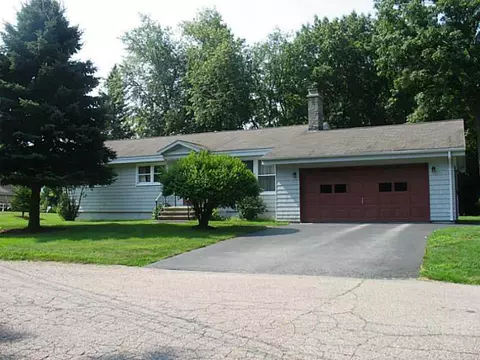 4 Cardinal Ln, Biddeford, ME 04005 photo 1