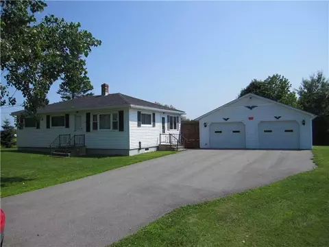 306 Day Rd, Brewer, ME 04412 photo 1