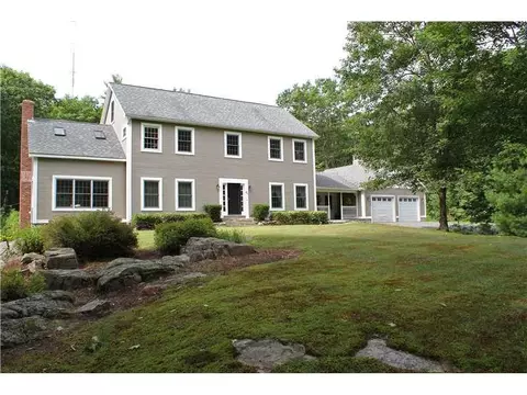 64 Ogunquit Rd, Cape Neddick, ME 03902 photo 1