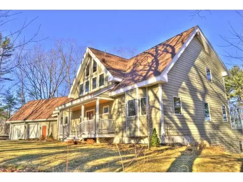 2 Riverview Dr, Biddeford, ME 04005 photo 1
