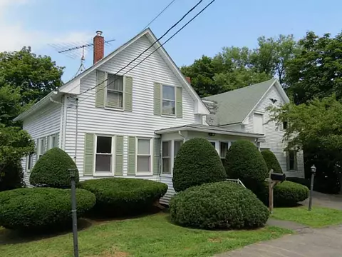 83 Murray St, Augusta, ME 04330 photo 1
