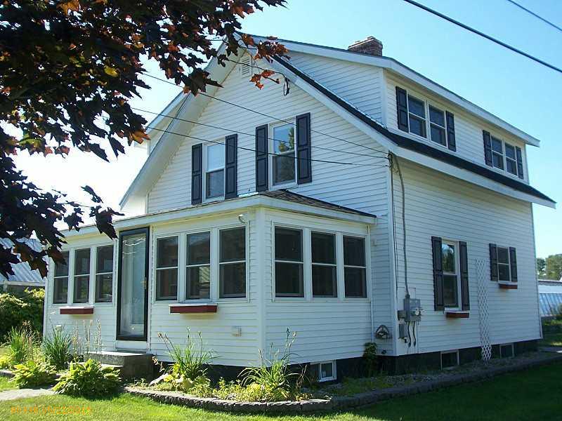 115 Pine St, Dixfield, ME 04224 photo 1