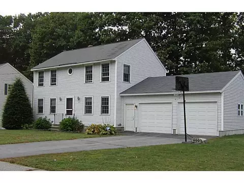 17 Hemlock Dr, Saco, ME 04072 photo 1