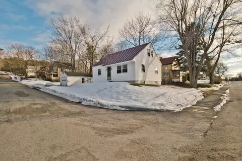 2 Fairfield St, Augusta, ME 04330 photo 1