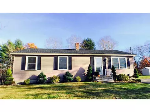 17 Alexander Dr, Biddeford, ME 04005 photo 1