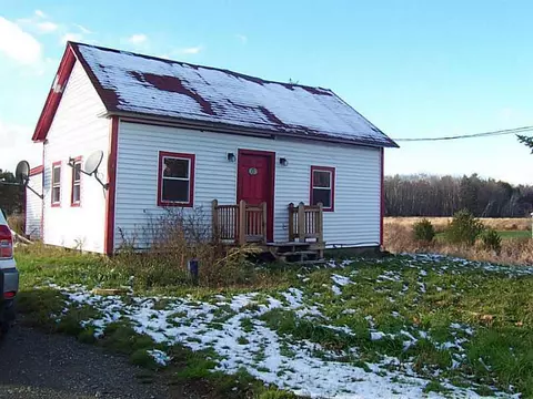 102 Junction Rd, Sidney, ME 04330 photo 1