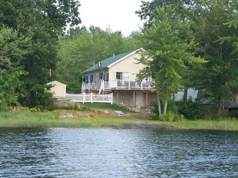 313 Smith Rd, Hermon, ME 04401 photo 1