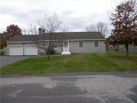32 Wilow Way, Brewer, ME 04412 photo 1
