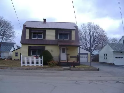 181 Aroostook Ave, Millinocket, ME 04462 photo 1