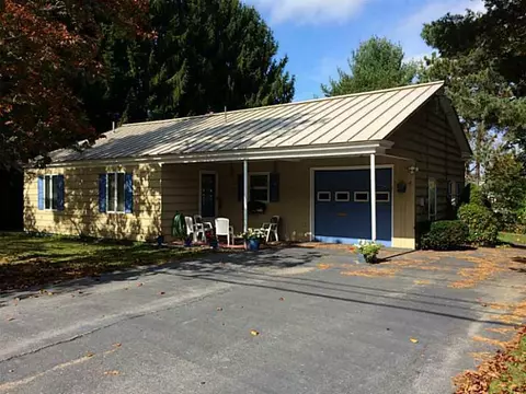 110 Eastern Ave, Brewer, ME 04412 photo 1