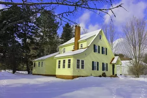 20 Pleasant St, Rangeley, ME 04970 photo 1