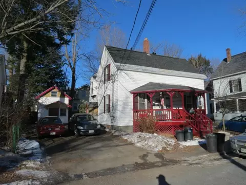 52 Chapel St, Augusta, ME 04330 photo 1