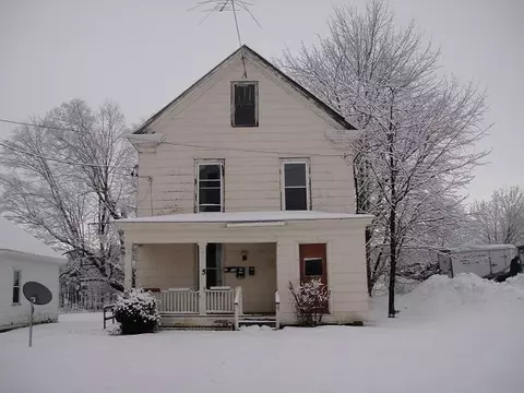 5 Monument Square Ln, Dover Foxcroft, ME 04426 photo 1