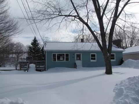 22 Sebasticook Dr, Clinton, ME 04927 photo 1