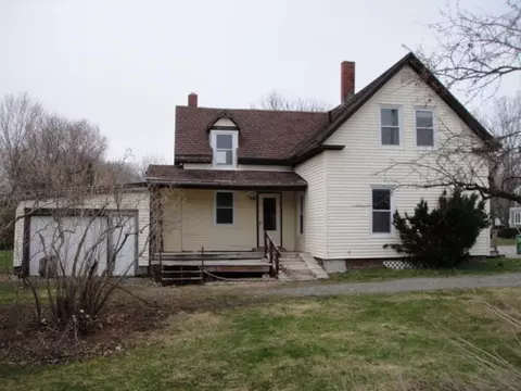113 Chamberlain St, Brewer, ME 04412 photo 1