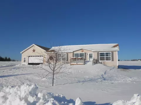 21 High St, Mapleton, ME 04757 photo 1