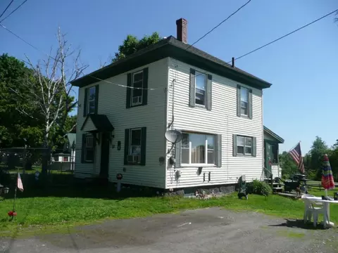 12 Daggett St, Milo, ME 04463 photo 1