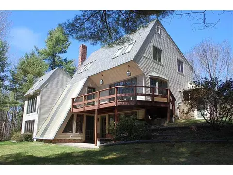 8 High Point Dr, Saco, ME 04072 photo 1