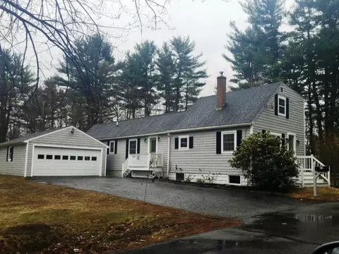 13 Stone St, Saco, ME 04072 photo 1