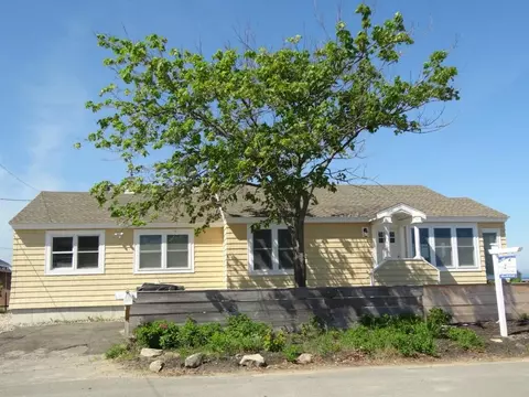 2 Surf St, Saco, ME 04072 photo 1