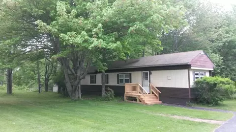 3023 Middle Rd, Sidney, ME 04330 photo 1