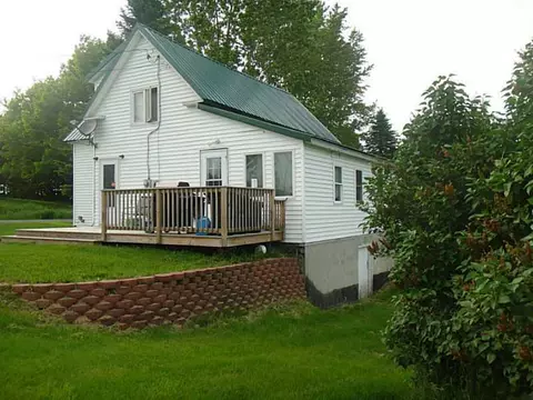 3118 W Chapman Rd, Mapleton, ME 04757 photo 1
