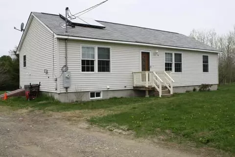 80 Lincoln St, Richmond, ME 04357 photo 1