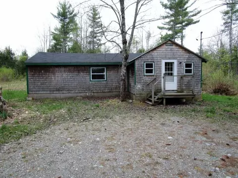490 Waterville Rd, Unity, ME 04988 photo 1