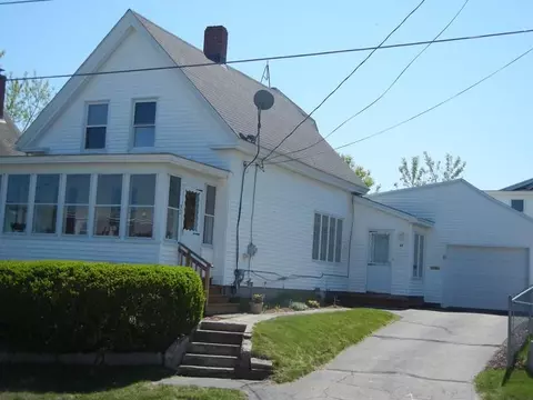 32 Jefferson St, Augusta, ME 04330 photo 1