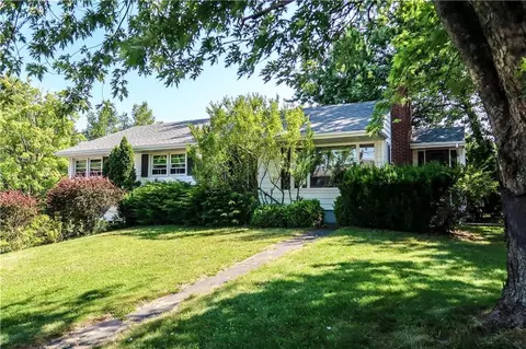 19 Meadow Rd, Augusta, ME 04330 photo 1