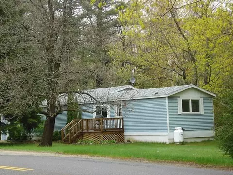 495 Loop Rd, Wells, ME 04090 photo 1