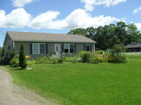 885 Eastern Ave, Augusta, ME 04330 photo 1