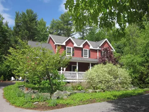 58 Youngs Xing N, Ogunquit, ME 03907 photo 1
