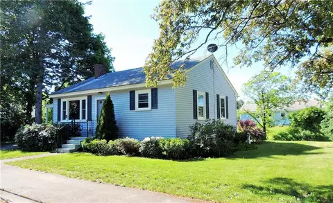 48 Mayflower Rd, Augusta, ME 04330 photo 1