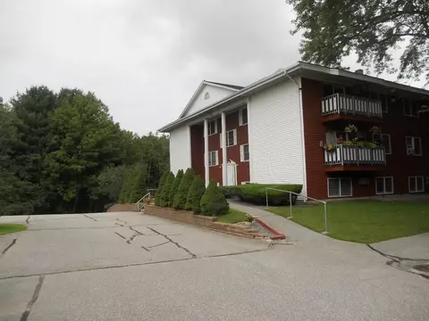 600 Riverside Dr #5, Augusta, ME 04330 photo 1