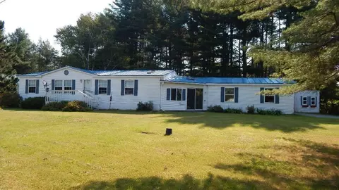 6 Pine St, Milo, ME 04463 photo 1