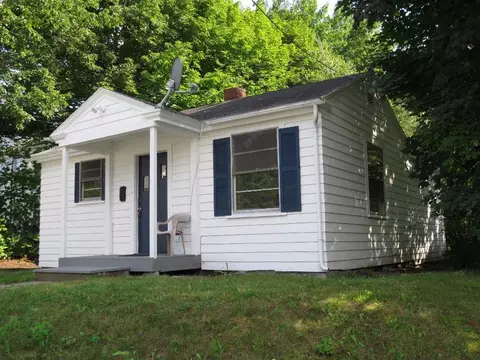 106 Eastern Ave, Augusta, ME 04330 photo 1