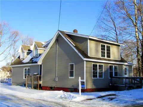 24 Maple St, Brewer, ME 04412 photo 1