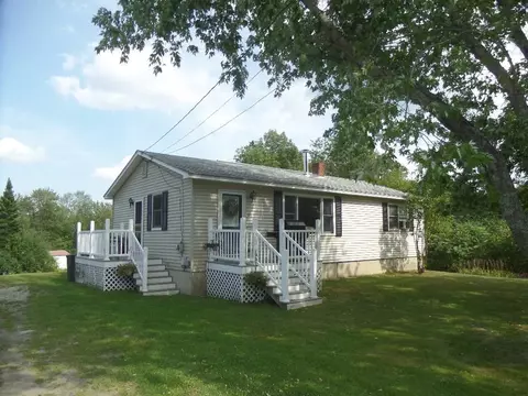 576 Main Rd, Eddington, ME 04428 photo 1