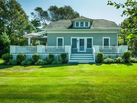 44 Beachmere Pl, Ogunquit, ME 03907 photo 1