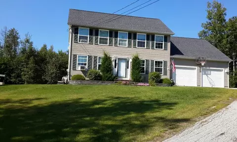 662 Bog Rd, Hermon, ME 04401 photo 1