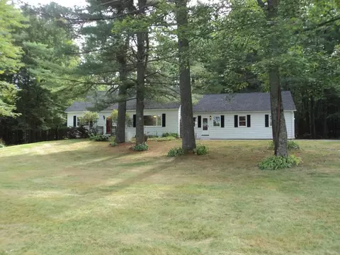 727 Eastern Ave, Brewer, ME 04412 photo 1
