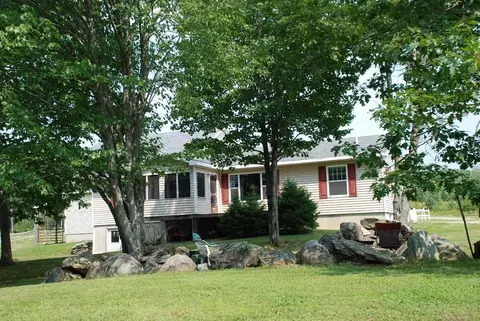 41 Carriage Rd, Stetson, ME 04488 photo 1