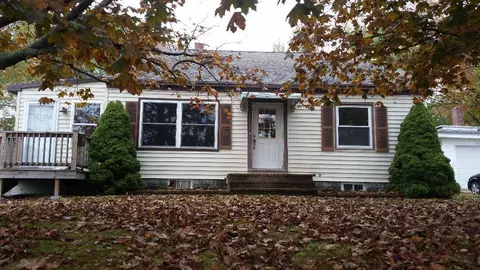 2 Maple St, Saco, ME 04072 photo 1