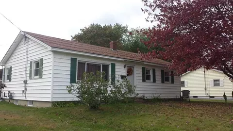 69 Park Ave E, Brewer, ME 04412 photo 1