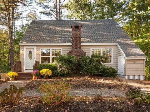 45 Chestnut Rd, Ogunquit, ME 03907 photo 1