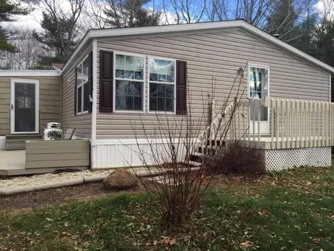 140 Graylock Rd, Warren, ME 04864 photo 1